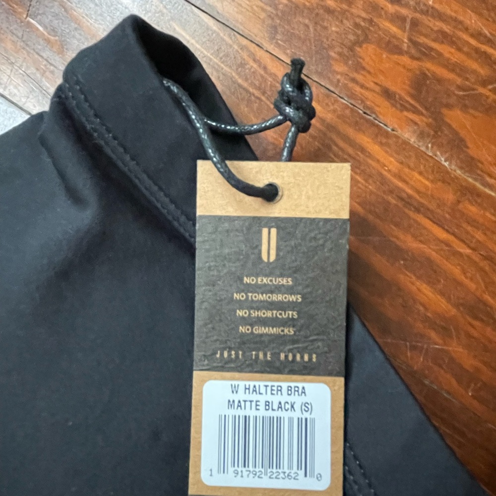 Women’s NoBull Halter Sports Bra